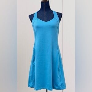 NWT Title Nine V Neck Strappy Built in Bra Dress in Aruba Blue Size S.